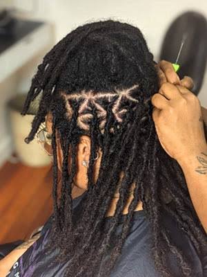 réparation locks — coiffure afro Dreads ET Crépus à Cotonou